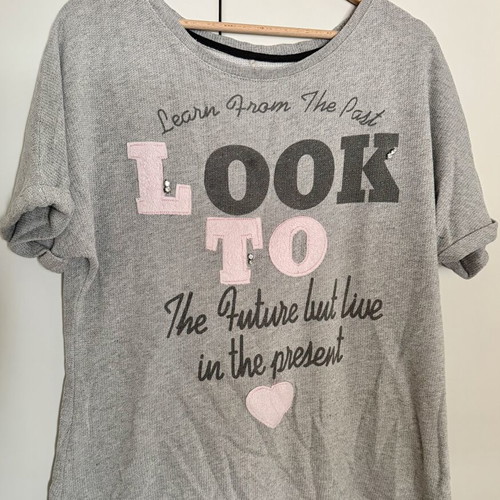Blouse with Details loose fit one size used, grey