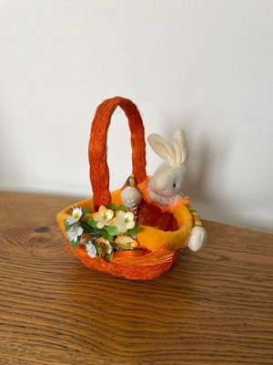 Easter basket for eggs like new with bunny