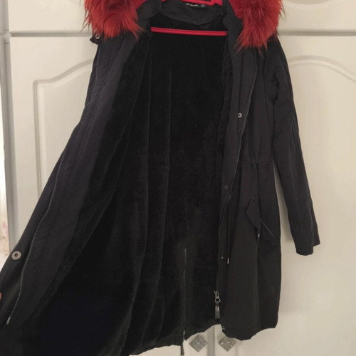 Stradivarius women's parka size M with red fur and warm lining like new
