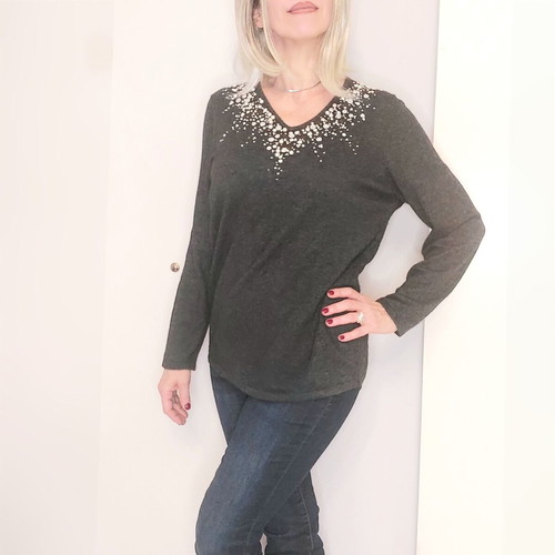 Leonard's women's blouse size L 42 gray with pearls and beads like new
