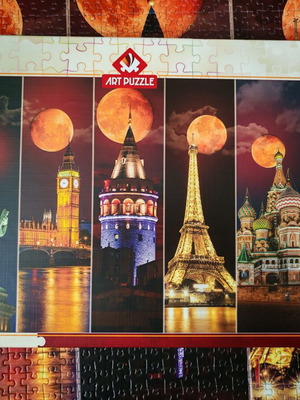 Art Puzzle 1500 pieces like new, Bloody Moon, Eren Malchok