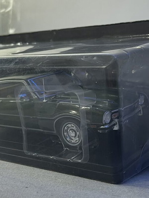 Ford Maverick 1974 1:24 Diecast Model used with Original Box