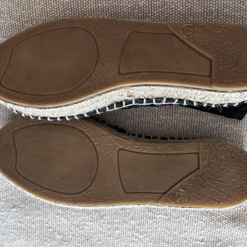 Carvela Kurt Geiger Espadrilles size 37 like new, black