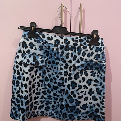 Mini skirt Zara new, satin look, black and blue, size S