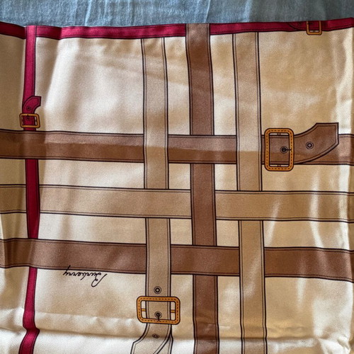 Burberry silk scarf like new, beige and brown, 86 cm