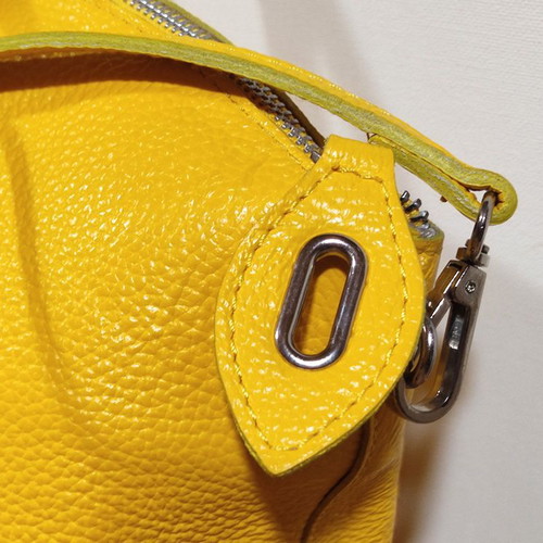 Leather yellow handbag like new, Made in Italy