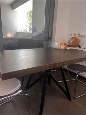 Dining table like new, 140x80 cm