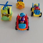 Super Zings figures and vehicles used, set of 4 pieces