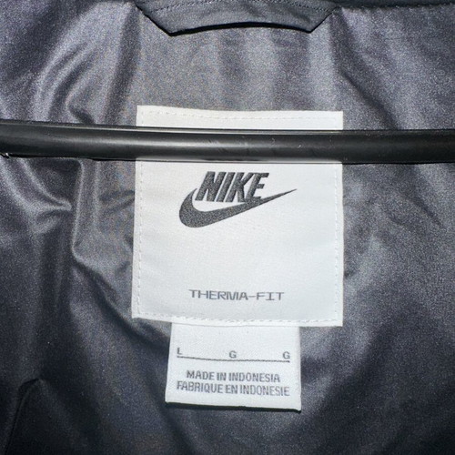 Nike ThermaFit 650 black puffer jacket, size L