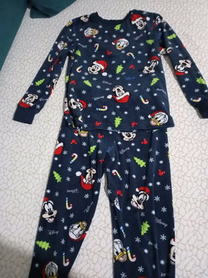 Primark unisex fleece pajamas like new, blue and red, size 8