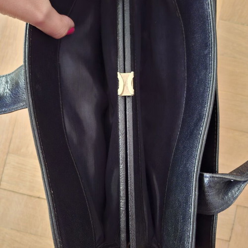 Vintage black leather handbag used, genuine calfskin