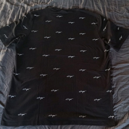 Hugo men's T-shirt large used, black in good condition