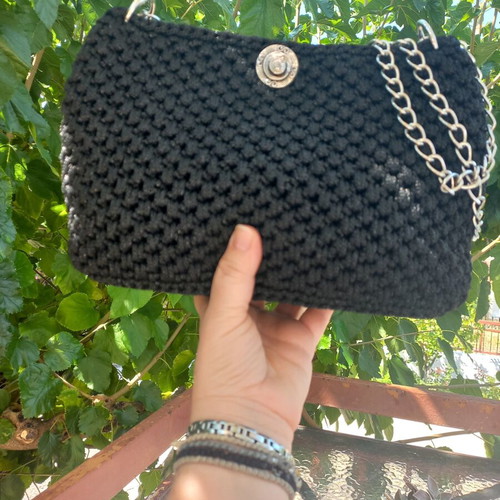 Handmade 2-in-1 black knitted bag with silver lurex and chain