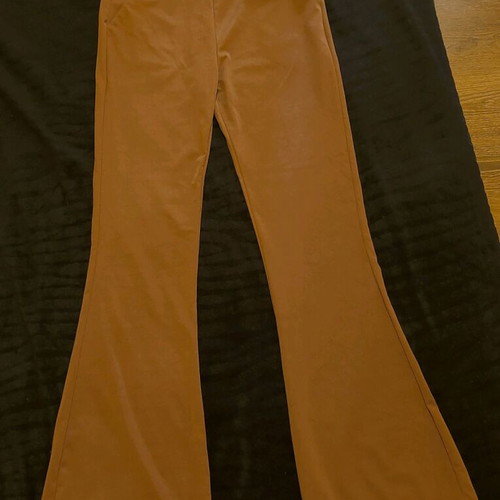 Yoga/pilates pants brown, new, with side pockets