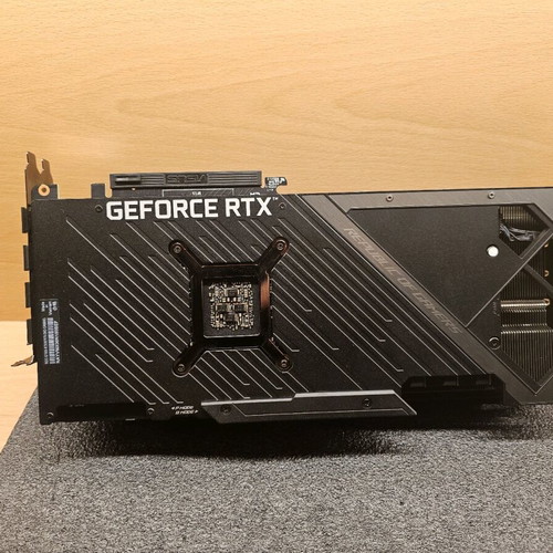 ASUS STRIX RTX 3070TI GPU like new