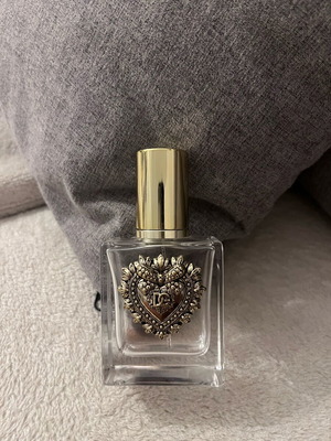 Empty Dolce & Gabbana perfume bottle new with DG cap