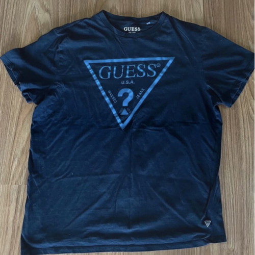 Guess Dark Blue T-Shirt Large Like New