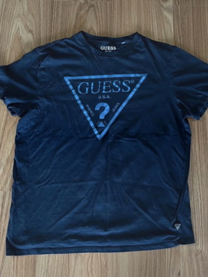 Guess Dark Blue T-Shirt Large Like New