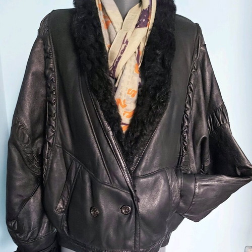 Vintage Shearling leather jacket like new, black