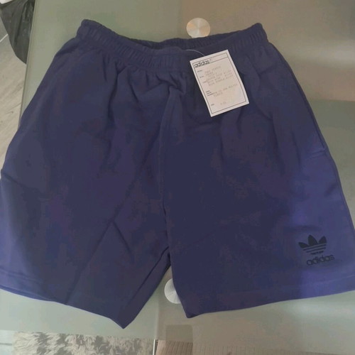 Adidas shorts authentic new, size M, purple
