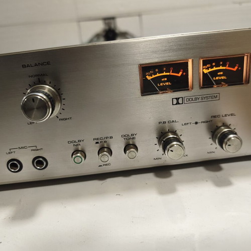 Amplifier Akai AA 5210DB like new