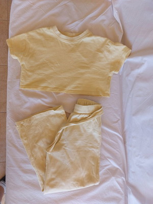 Zara kids set yellow for 7 years like new