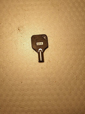 Κλειδί συναγερμού σε στυλ βαρελιού καινούργιο για ντουλάπια AMP14SQ, AMP14RD, AMP16SQ, AMP16RD