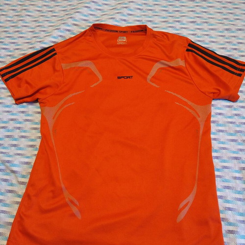 Men's sports t-shirt size 2XL like new, breathable red fabric