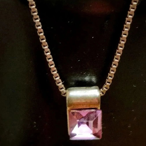 Silver 925 short chain with pink crystal used