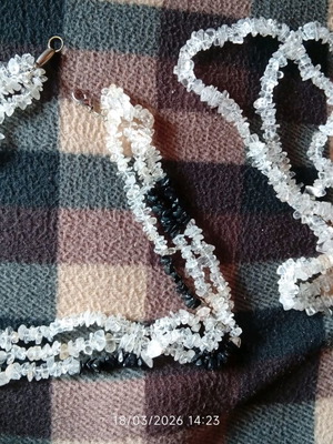 Necklaces pack of two used, beads for smaller jewelry