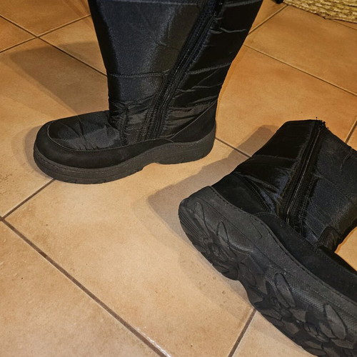 Brunotti black waterproof boots size 42 like new