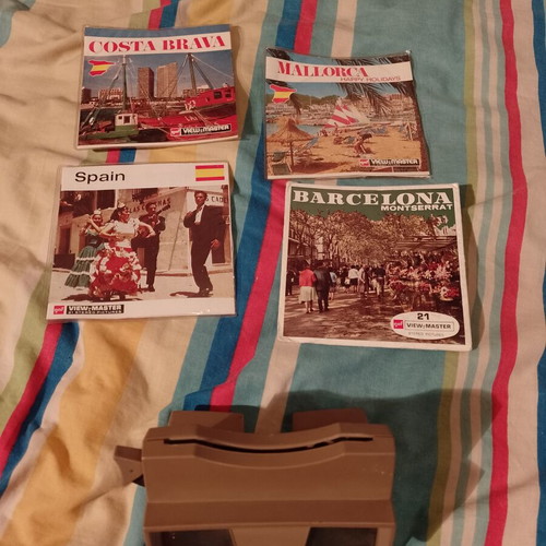 View master used with 4 vintage Spain sets