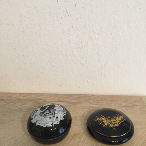 Vantage jewelry boxes porcelain like new, pack of 2 small