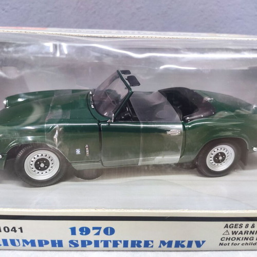 Sun Star Triumph Spitfire MKIV 1970 metal model scale 1:18 new