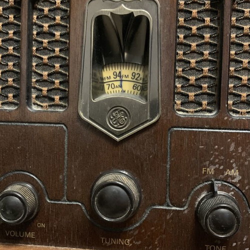 General Electric retro radio used