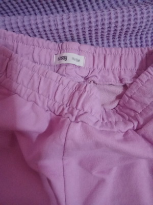 Sinsay pink tracksuit size 116 like new with pockets and elastic