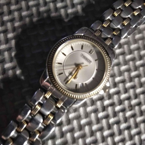 Tissot women's Swiss watch used, classic and modern style