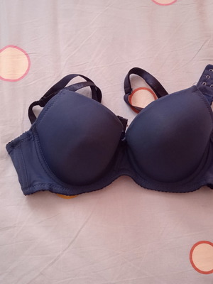 Bra blue size 80B like new, strapless with underwire