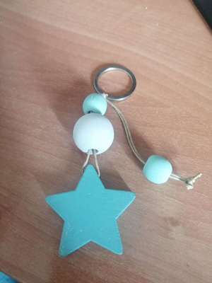 Wooden star keychain new, white and turquoise