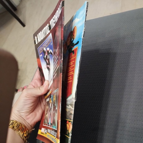 Ultimate Spiderman comics like new, issues 54 and 64