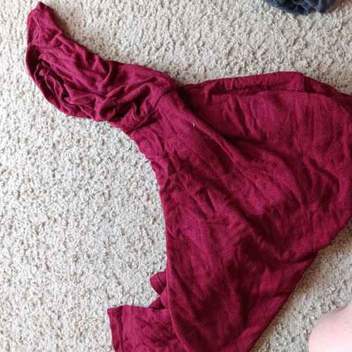 Knitted t-shirt used one size red with hood