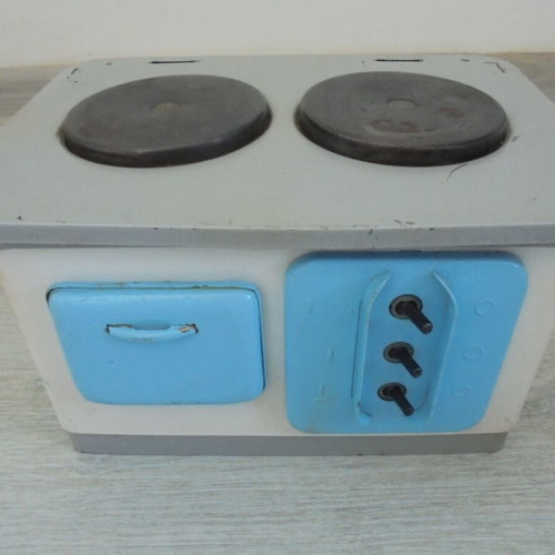 VEB Metallspielwaren Zöblitz vintage electric toy stove, DDR