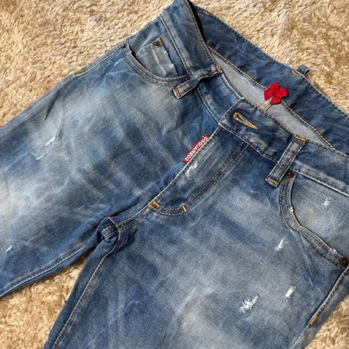 Dsquared2 jeans like new, size small 38