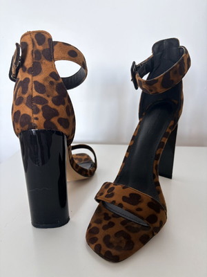 Truffle Collection Leopard Print Sandals like new, size 38, block heel
