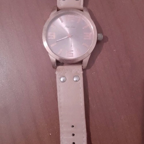Wristwatch like new, women's beige with large dial