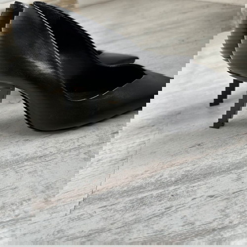 Πολυτελή παπούτσια από τη Γερμανία, νούμερο 35, τακούνι 7 εκ.