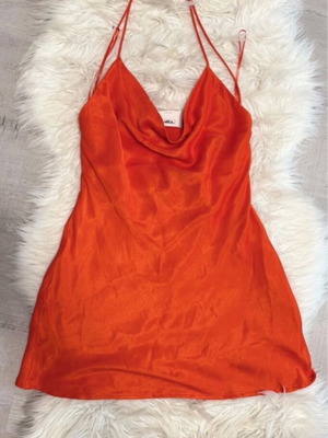 Mini dress Zara orange new with tag size M