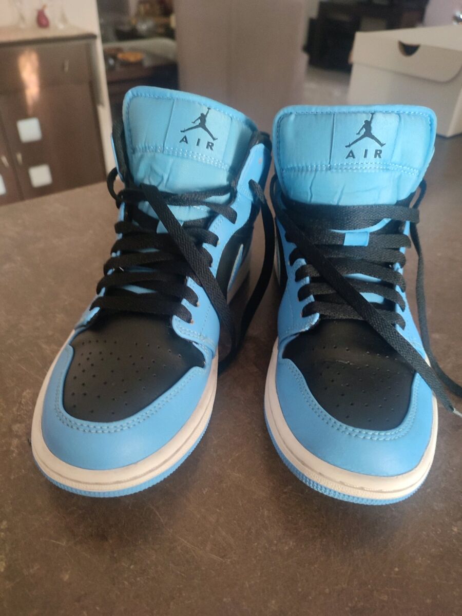 jordan 1 mid 40.5