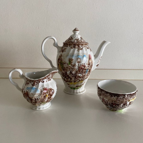 Vintage English coffee set with carriages, 3 pieces, like new