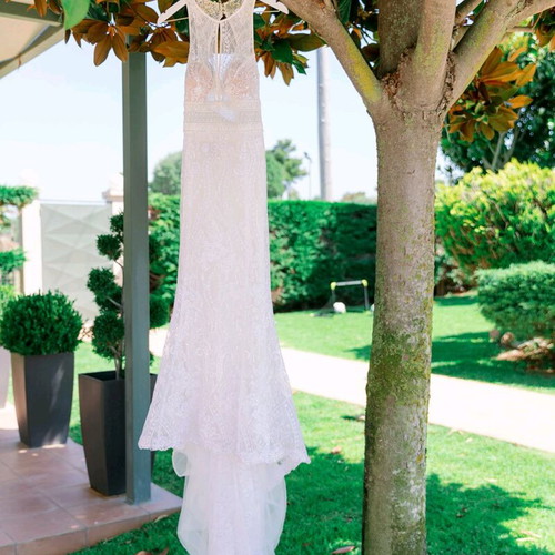 Demetrios wedding dress used with veil, mermaid style, off white